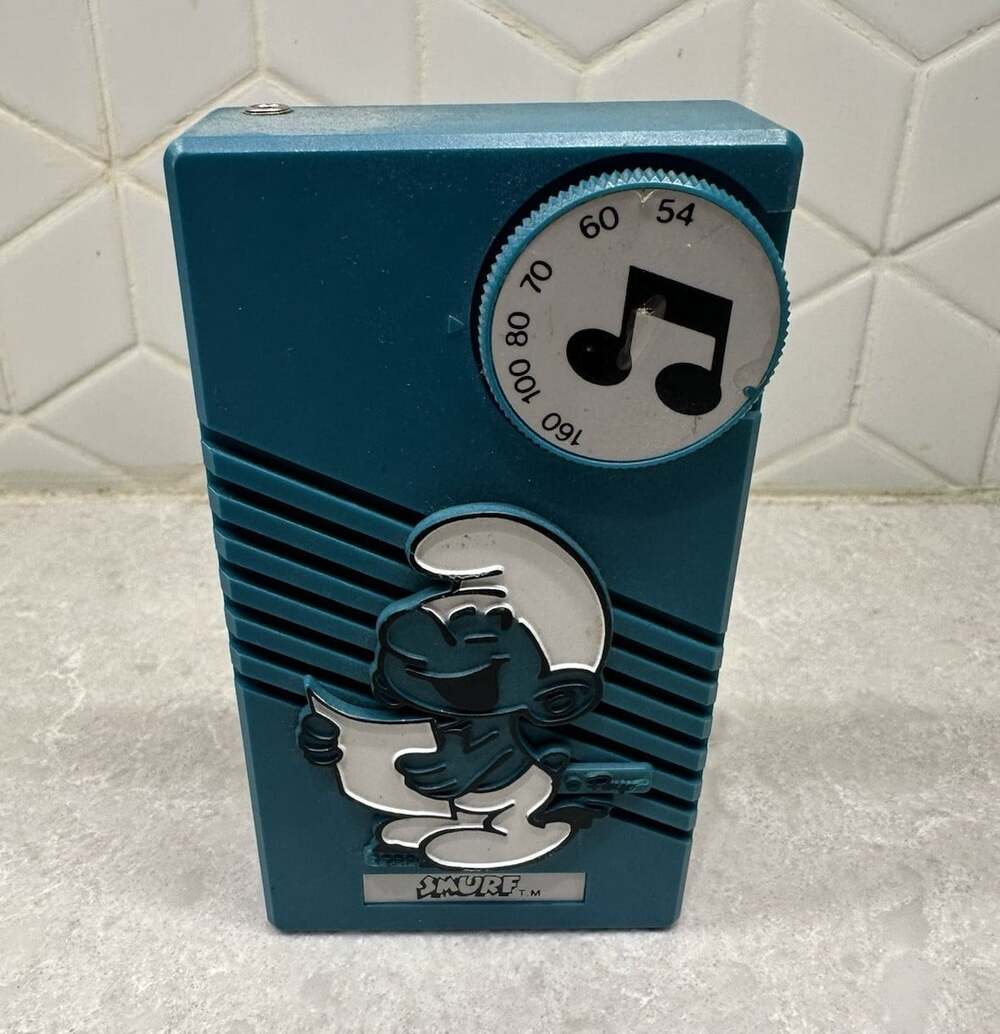 Smurf Blue Pocket AM/FM Radio w/ Headphone Jack, 1982 Smurfs